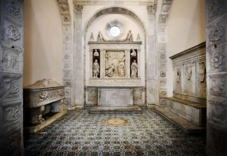 Naples: City Pass with guided tours, Pompeii & Underground - Pausilypon Archaeological Park: a guided break from the crowds
