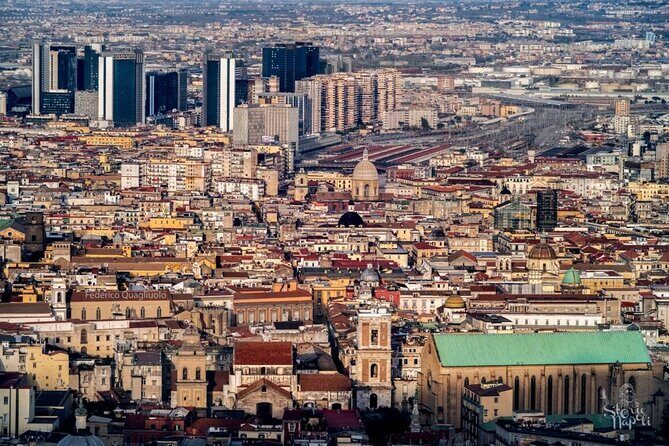 Naples City Tour - Door-to-door logistics that make Naples easier