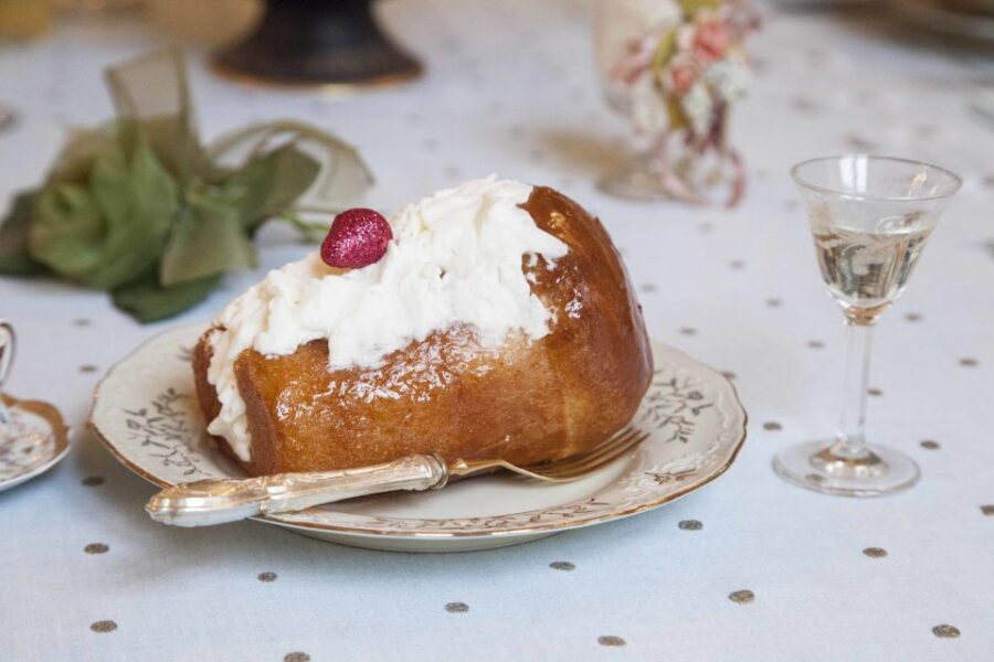 Naples: Dining Experience at a Local's Home - A Naples Home Kitchen, Run by Cesarine