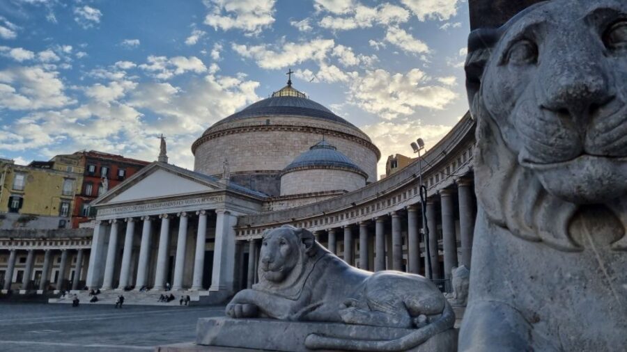 Naples Essentials: Monuments, Local Life & Street Art - Timing, comfort, and what to bring