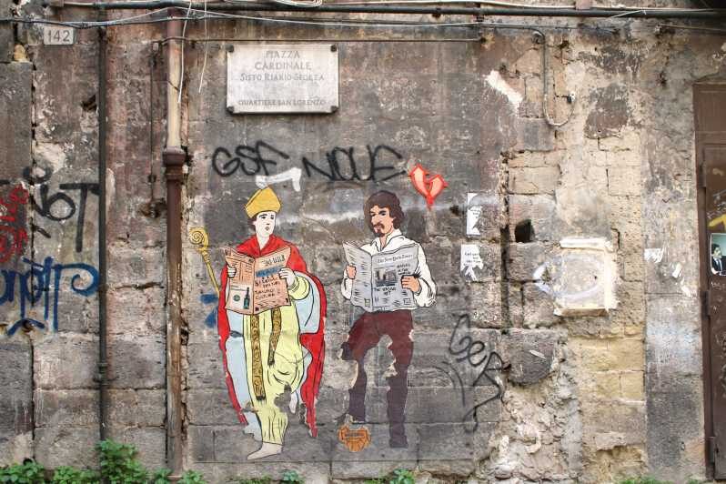 Naples: Family Mythology Treasure Hunt w/ Food Stop - How the Smartphone Treasure Hunt Shapes Your Naples Walk