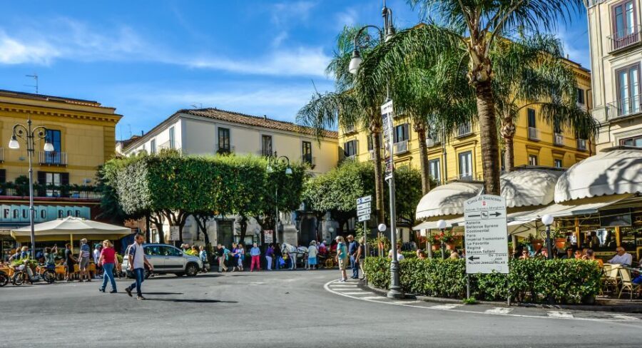 Naples: Full-Day Sorrento, Positano, and Amalfi Tour - Key things that make this tour work