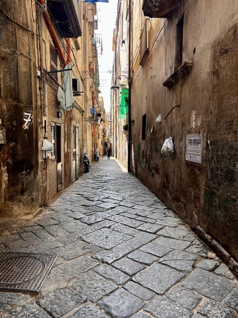 Naples: guided tour of the historic center - Santa Chiara and Gesù Nuovo: Big Church Energy Without the Ticket Shock