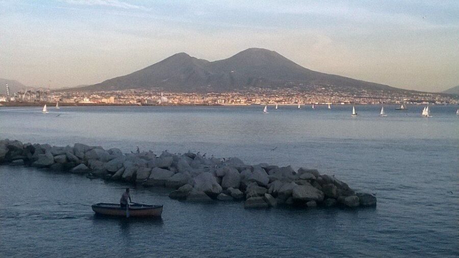 Naples: Guided Walking Tour - A Two-Hour Naples Loop: Pace, Stops, and Footwear Reality