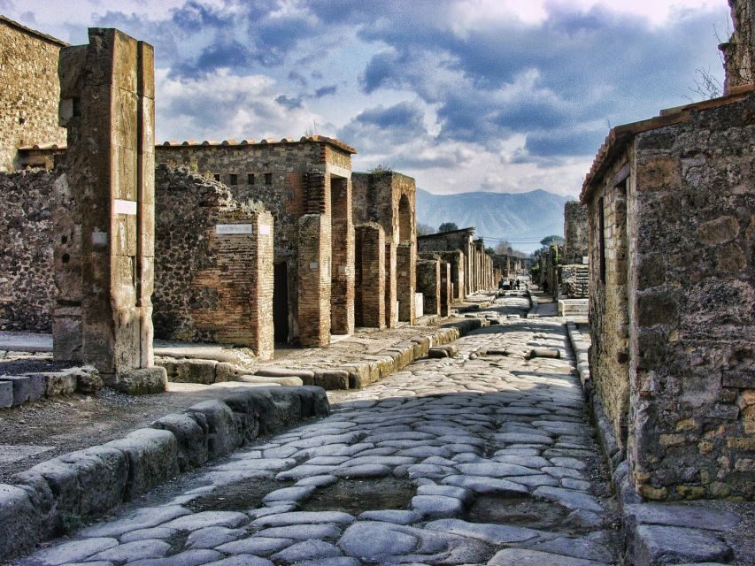 Naples: Half-Day Pompeii Tour - Why this Naples-to-Pompeii half day makes sense