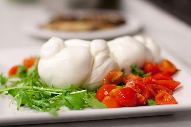 Naples Hands-on Cooking Class: Gnocchi, Ravioli, Tiramisu & Wine - Meeting at Via Medina: Getting Started in the Right Neighborhood