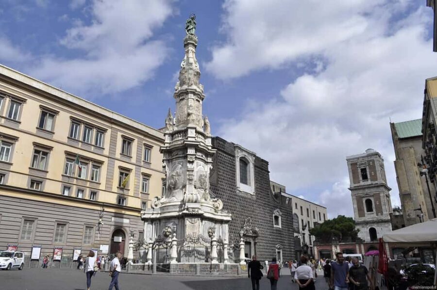 Naples: Historic Center Tour & Veiled Christ Entry Ticket - Off-the-beaten-path stops and why the guide matters