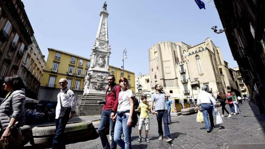 Naples: Historic Center Tour & Veiled Christ Entry Ticket - Obelisco di San Domenico: the photo stop you won’t sweat over