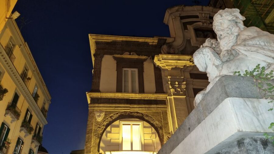 Naples: Historic City Center Guided Walking Tour - Via dei Tribunali and the Streets Near San Gregorio Armeno