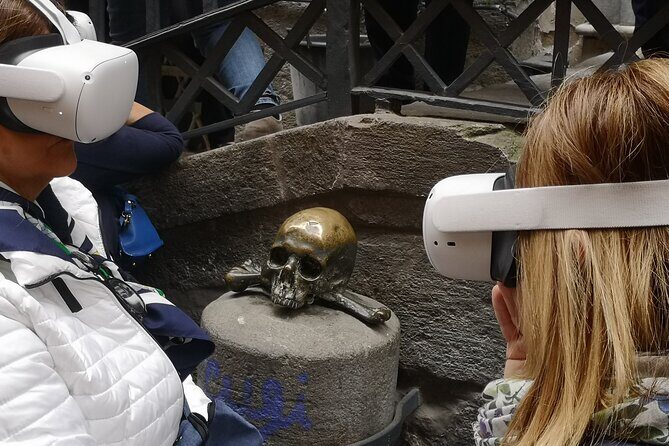 Naples Immersive Tour - Snacks included: sfogliatella or wallet pizza