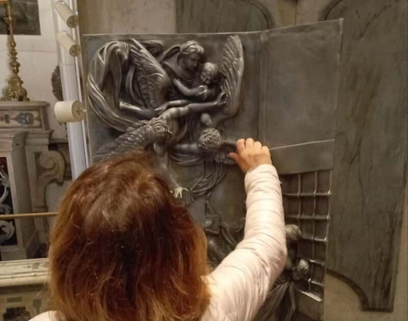 Naples: Masterpieces of Caravaggio Guided Walking Tour - Pio Monte della Misericordia: Seven Works of Mercy up close, and touchable