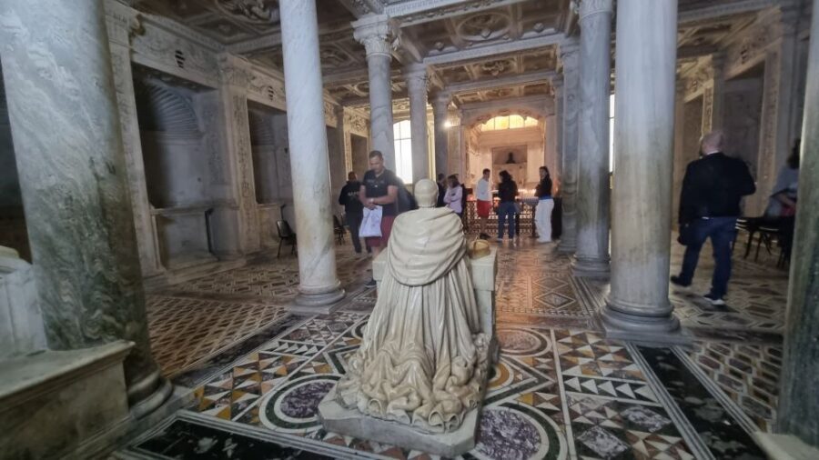 Naples: Monuments and Historic District Self-Guided Tour - Key things that make this Naples audio tour worth your time