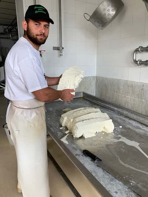 Naples: Mozzarella experience - Getting There: Rione Alto Metro Meet Point to a Short Dairy Ride