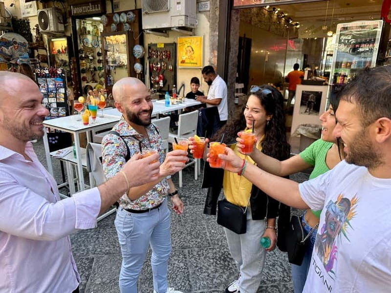Naples: Old City Center Street Food Tour with Spritz - Neapolitan Tastings First: Mozzarella, Pizza, and Vegetable Comfort