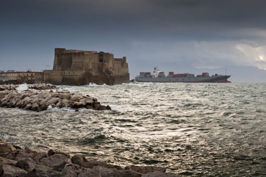 Naples: Panoramic Private Tour by Vintage Fiat 500 or 600 - Egg Castle (Castel dell’Ovo) by the Sea