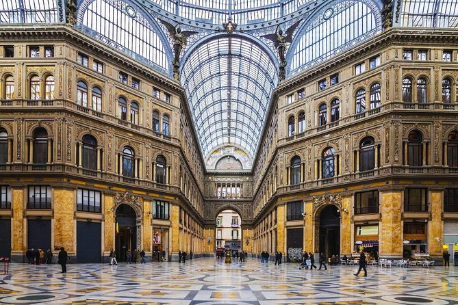 Naples panoramic tour and Monumental historic center. - Key highlights worth knowing