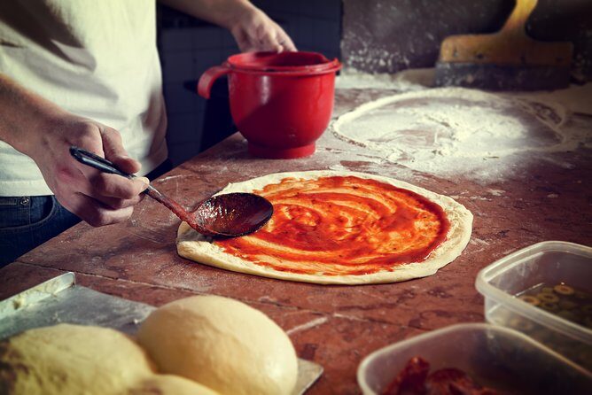 Naples Pizza-Making: From Dough to Dessert & Wine at Pizzeria - Meeting in Naples and Getting Into the Pizzeria Rhythm