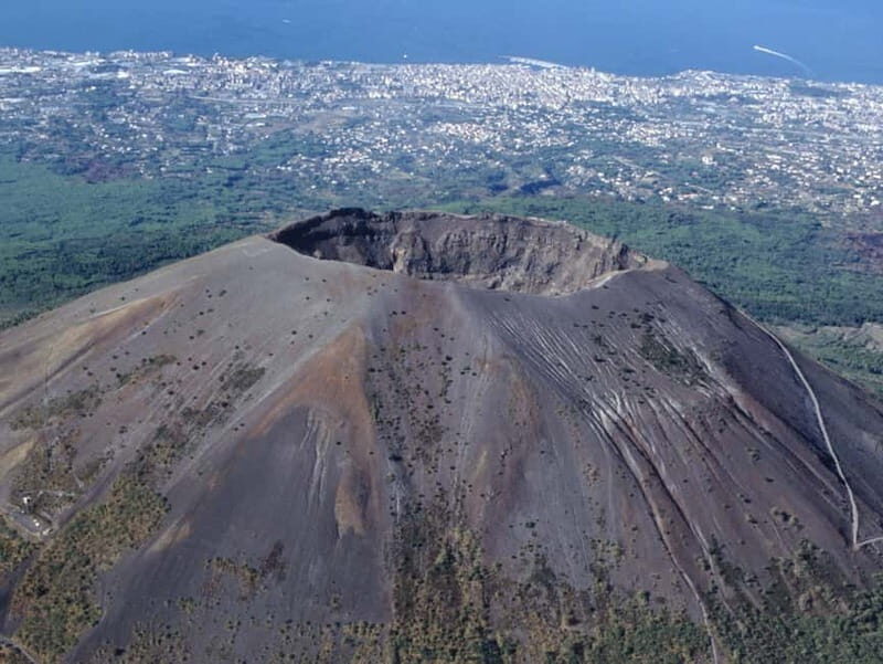 Naples: Pompeii and Vesuvius Skip-the-Line Day Trip - Getting to Pompeii and Vesuvius from Naples: transport that saves hassle