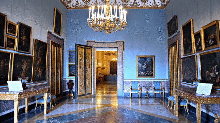 Naples: Royal Palace Entry Ticket with Digital Audio Guide - Maria Cristina Hall of Savoy: a key grand interior stop