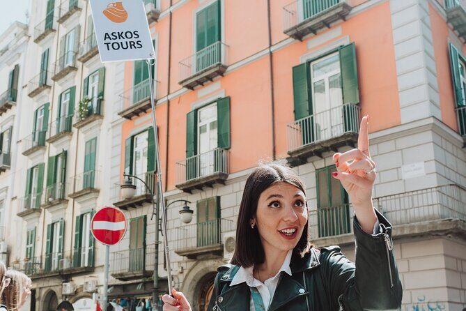 Naples Royal Palace & Monumental Area Tour - Tickets Included - Santa Lucia and Lungomare Caracciolo: Naples as lived-in street scenes and sea views