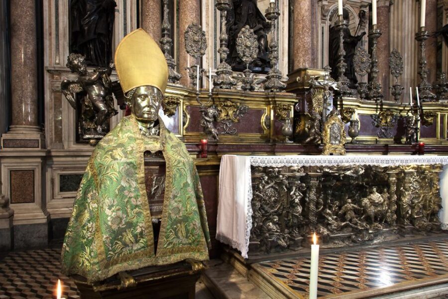 Naples: San Gennaro Experience With Filangieri Museum Option - What to wear and what ID you must bring