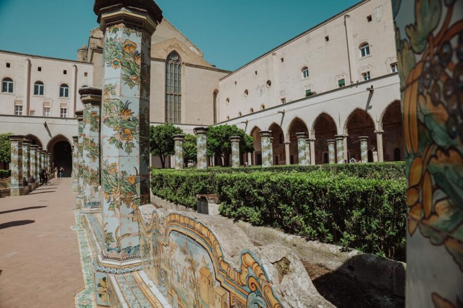 Naples: Santa Chiara Cloister Guided Group Tour - Inside the cloister: Gothic atmosphere and frescoes you’ll actually notice
