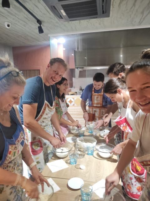 Naples: Small Group Pizza Making with Drink Included - Key highlights you’ll feel right away