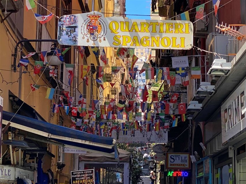 Naples: Spanish Quarters Walking Tour - Key things you will notice on the Spanish Quarters walk