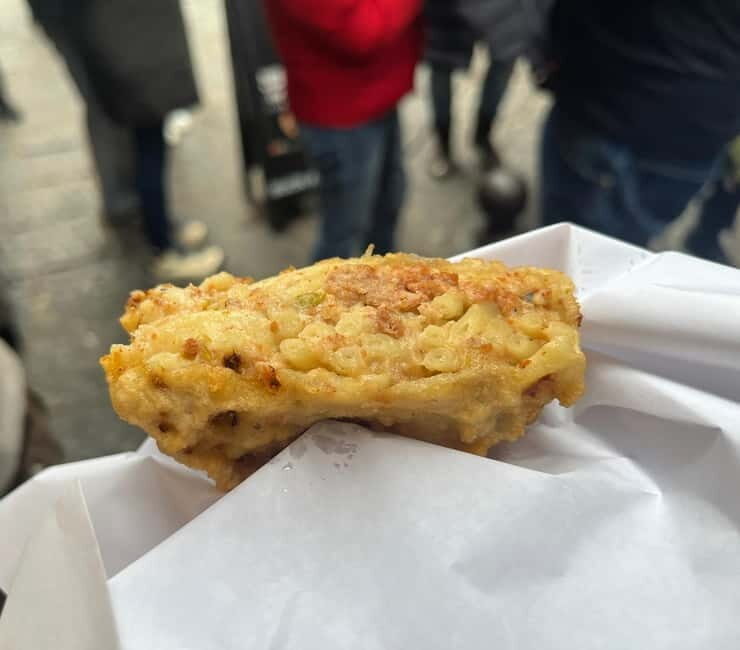 Naples: Street Food and Guided Sightseeing Walking Tour - Food tastings you should expect (and what each type teaches you)
