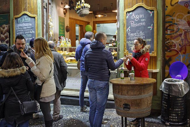 Naples Street Food Experience with local guide - Small Group Tour - Why this Naples street-food walk works in only two hours