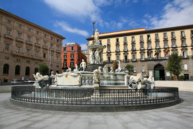 Naples Street Food Guided Walking Tour - Spaccanapoli: the street that splits the old center