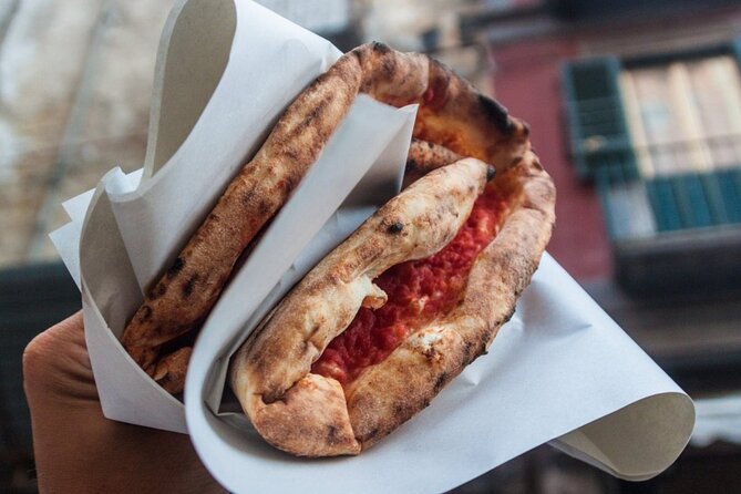 Naples Street Food Guided Walking Tour - The big glass-roofed Galleria break