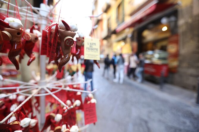 Naples Street Food Guided Walking Tour - Via dei Tribunali: where tarallo leads the way