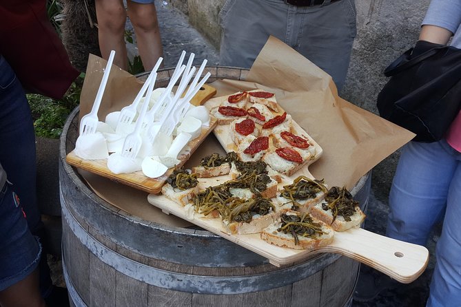 Naples Street Food Tour: Discover Local Flavors with Expert Guide - San Gregorio Armeno: Frittatina First, Then a Limoncello Shot