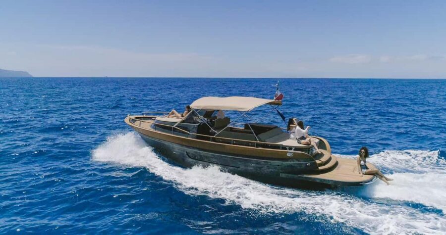Naples: Sunset Cruise by boat with Aperol Spritz and Snacks - A Two-Hour Route With Real Landmarks: Castel dell’Ovo to Trentaremi