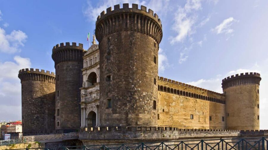 Naples: tour between Maschio Angioino and Plebiscito square - Where to Start: Caffè Gambrinus Meets the Maschio Angioino–Plebiscito Route
