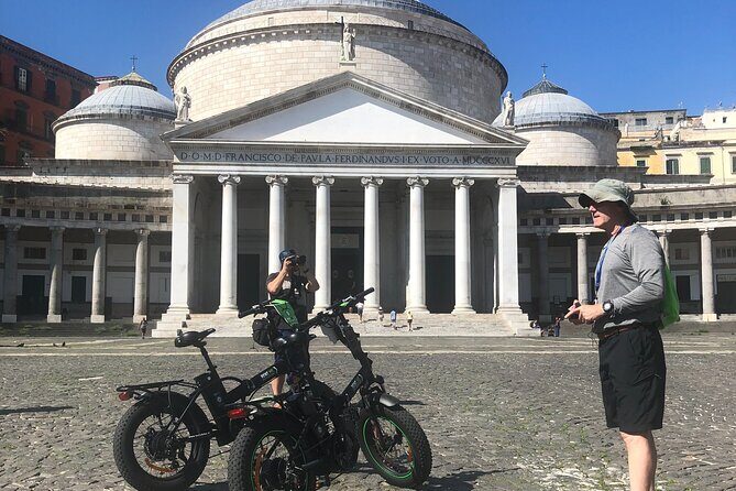 Naples tour by E-BIKE - Via Toledo to Piazza del Plebiscito: big square energy, short pause