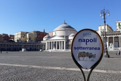 Naples Underground Spanish Quarters with Guide - Entering at Vico S. Anna di Palazzo and Coming Up on Via Chiaia