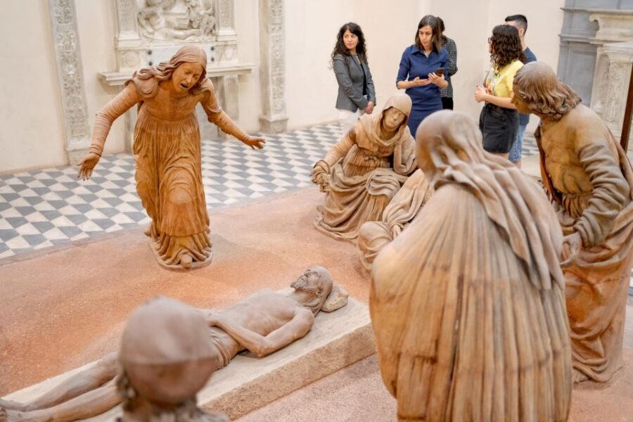 Naples Veiled Christ OR 3D Caravaggio: sculpture guided tour - Who should book this Naples sculpture tour