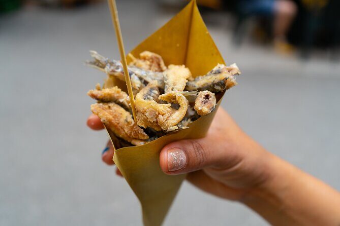 Naples Vomero: A Unique Traditional Food Tour by Do Eat Better - Price and value: what $102.35 buys you in the real world