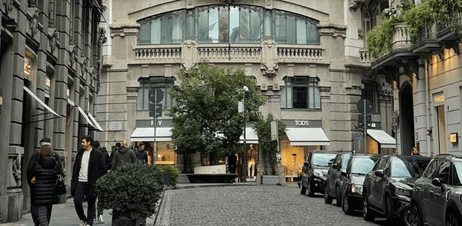 Naples: Vomero, Chiaia private tour with funicular railway - Villa Floridiana: a quiet pause with sea views