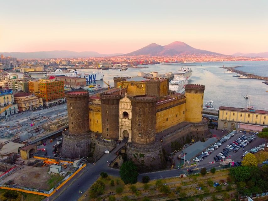 Naples: walk to Naples with local guide - Piazza del Plebiscito: architecture, theatre, and the feel of the city