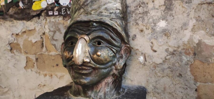 Naples Walking Tour: Old Town and Spaccanapoli - The architectural mix: Greek-Roman to medieval to Baroque on one route