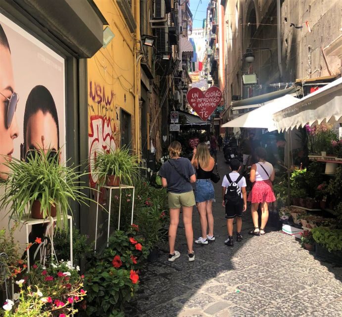Naples Wine Tour with Sommelier - Who this Naples wine walk is for (and who should skip)