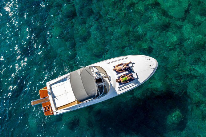 One Day Private Boat Tour of Capri - The 7-hour rhythm: what the day feels like