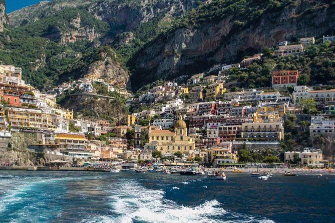 One day tour Positano & Amalfi - Included on board: what WiFi, snacks, and gear really mean for you