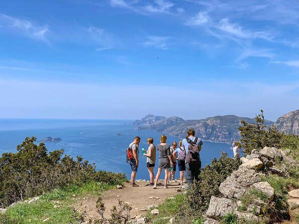 Path of the Gods Private Hiking Tour from Agerola - The mid-route snack break: Refuel like a local