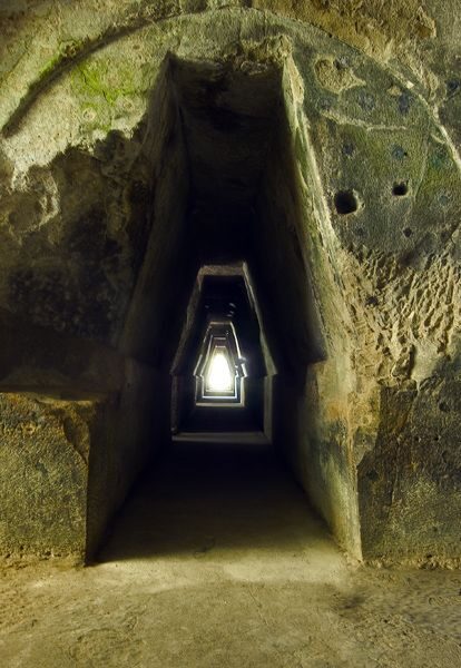 Phlegraean Fields: Cuma Baia and Pozzuoli private excursion - Volcanic lakes of D’Averno, Fusaro, and Miseno: crater country