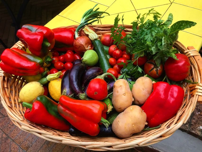 Piano di Sorrento: Cooking Class with Food Tasting and Wine - Tour the farm: where your ingredients come from