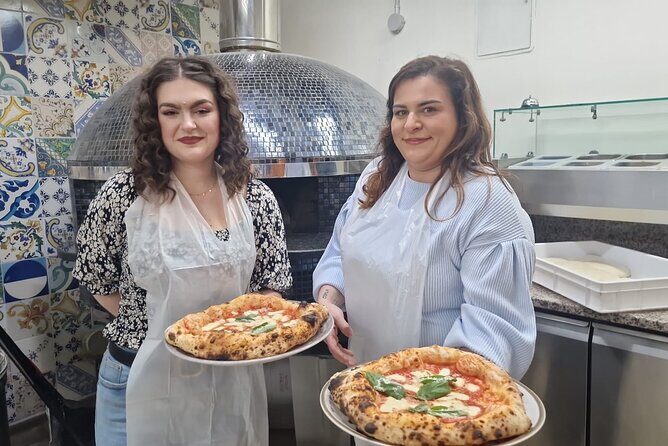 Pizza-Making Class with Local Top-Rated Chef with Drink in Naples - Neapolitan pizza lessons you can actually use